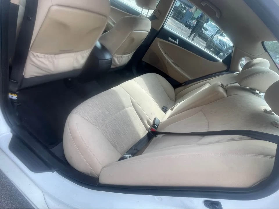 2013 Hyundai Sonata - Image 13 of 17