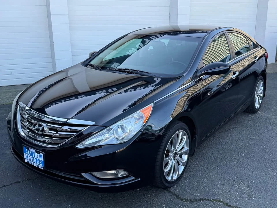 2013 Hyundai Sonata - Image 8 of 15