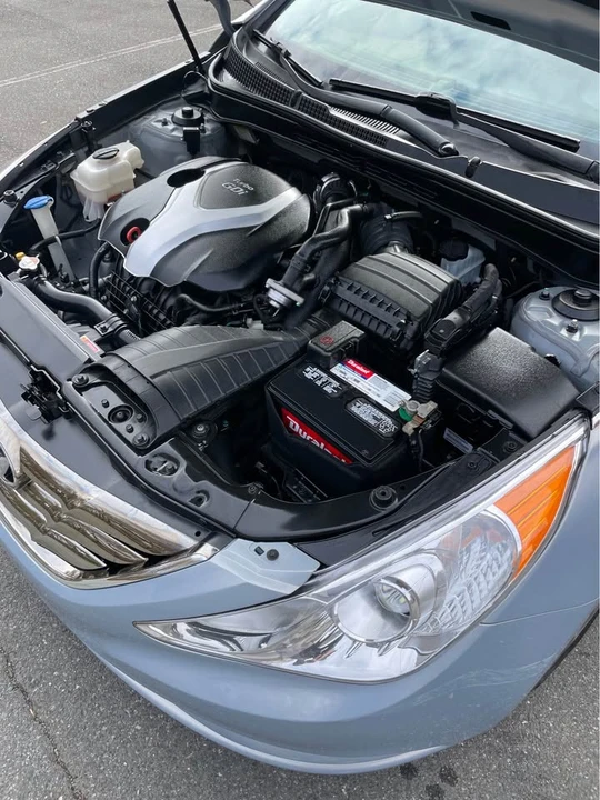 2013 Hyundai Sonata - Image 13 of 16