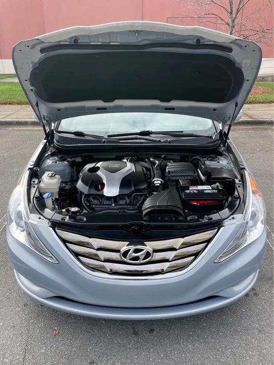 2013 Hyundai Sonata - Image 12 of 16