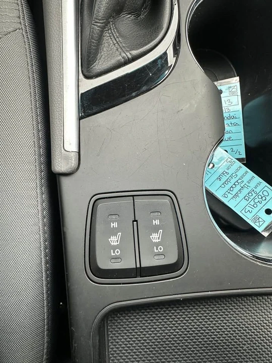 2013 Hyundai Sonata - Image 11 of 12