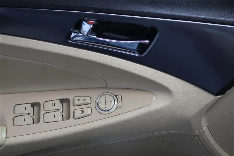 2013 Hyundai Sonata - Image 15 of 20