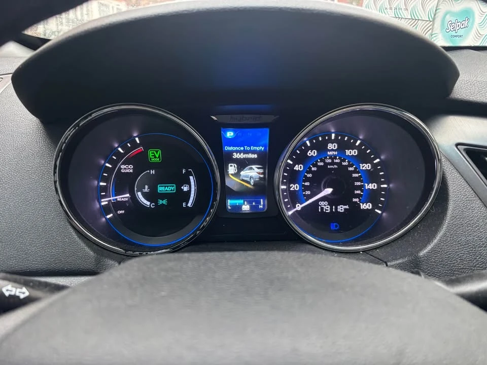 2013 Hyundai Sonata - Image 9 of 14
