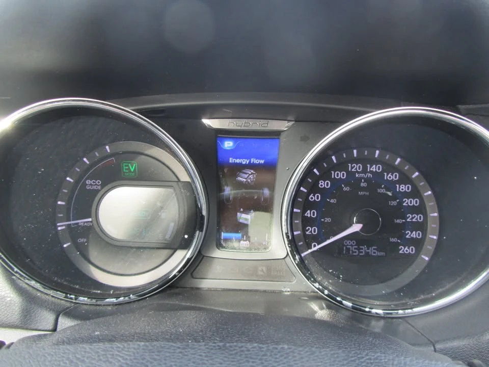 2013 Hyundai Sonata - Image 12 of 17