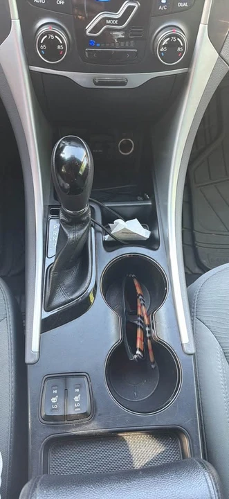 2013 Hyundai Sonata - Image 6 of 10