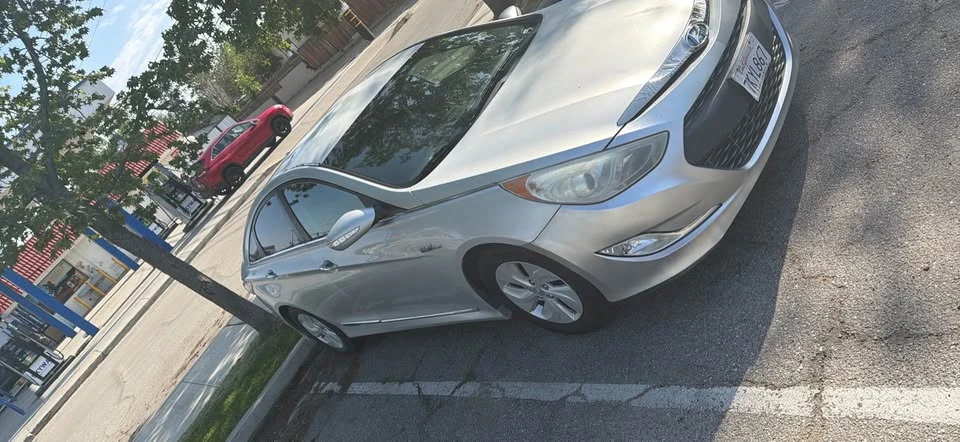 2013 Hyundai Sonata - Image 3 of 10
