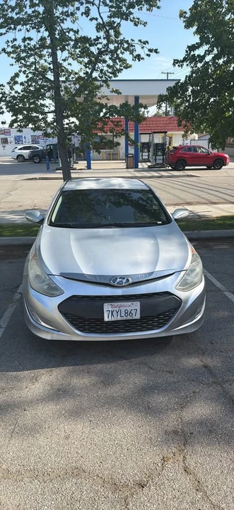 2013 Hyundai Sonata - Image 2 of 10
