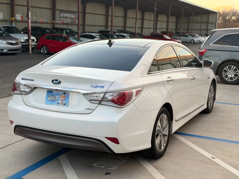 2013 Hyundai Sonata - Image 5 of 14