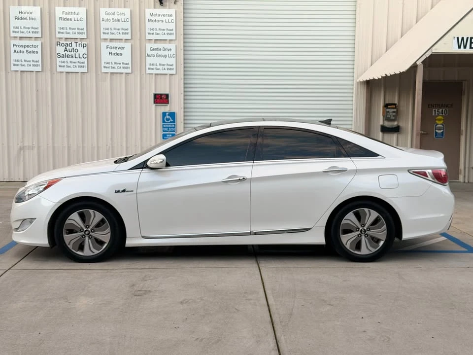 2013 Hyundai Sonata - Image 7 of 14