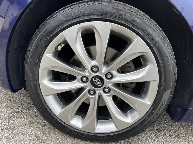 2013 Hyundai Sonata - Image 18 of 20