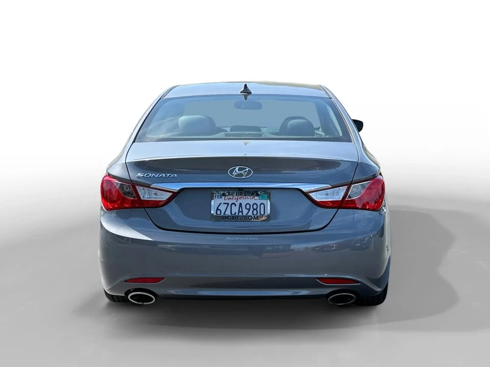 2013 Hyundai Sonata - Image 5 of 10