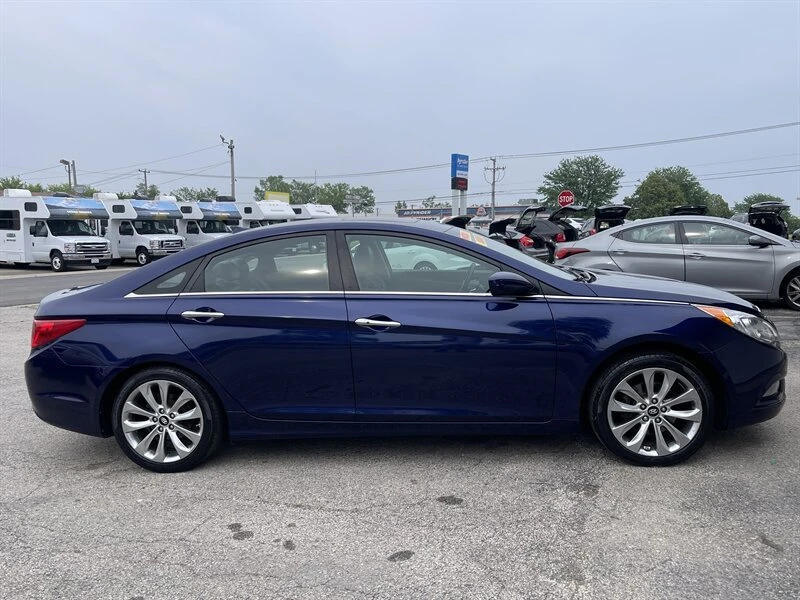 2013 Hyundai Sonata - Image 4 of 20