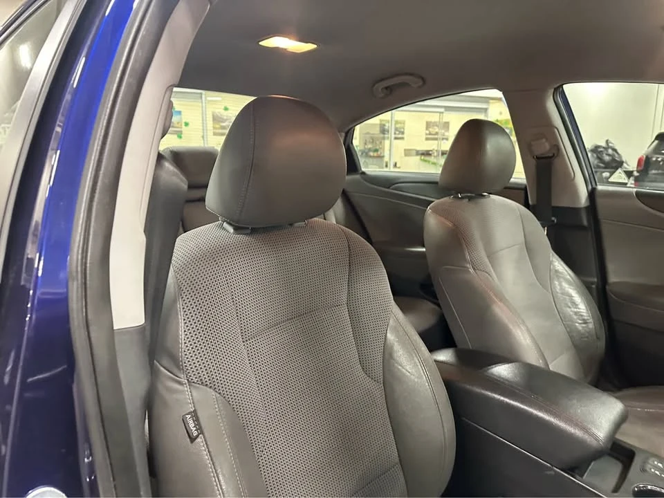 2013 Hyundai Sonata - Image 18 of 20