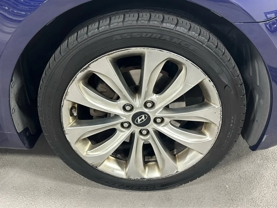 2013 Hyundai Sonata - Image 16 of 20