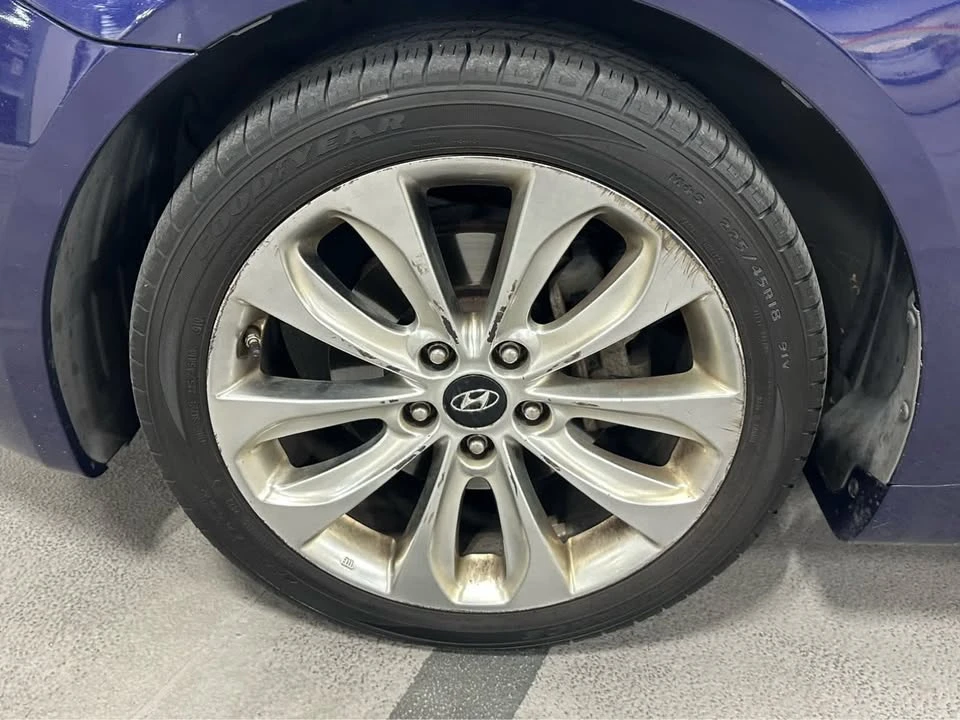 2013 Hyundai Sonata - Image 13 of 20