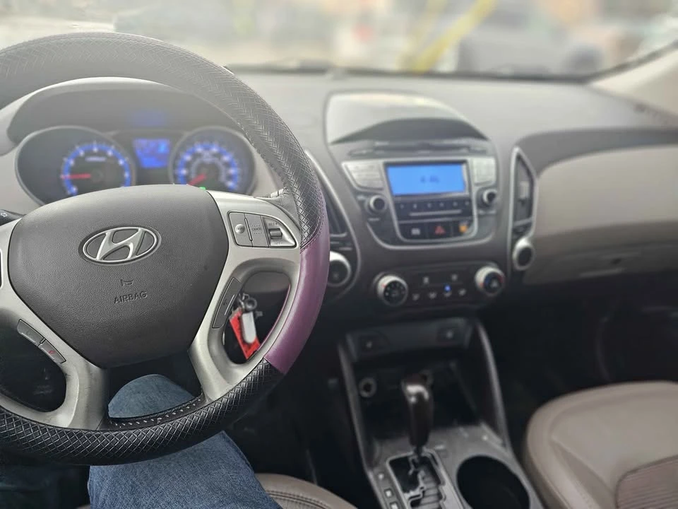 2013 Hyundai Tucson - Image 6 of 10