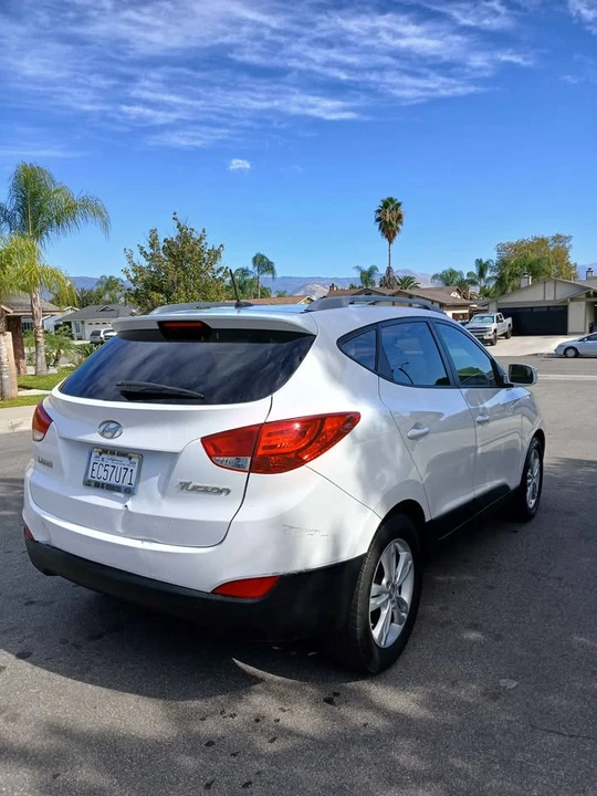 2013 Hyundai Tucson - Image 6 of 6