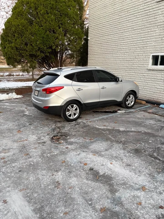 2013 Hyundai Tucson - Image 3 of 12