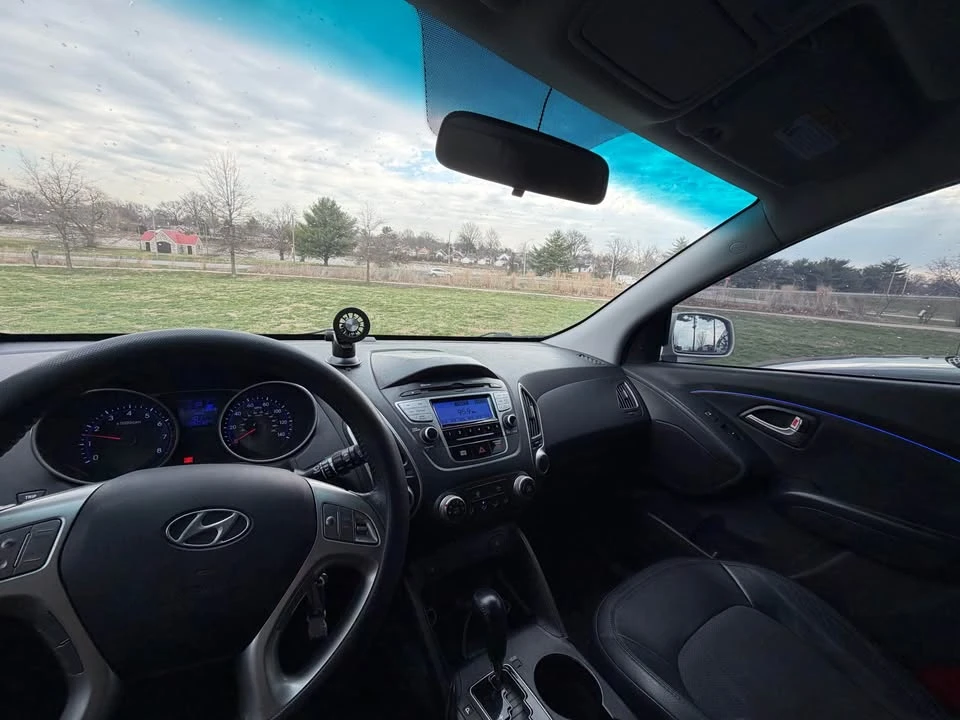 2013 Hyundai Tucson - Image 6 of 12