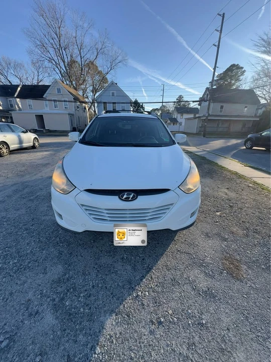 2013 Hyundai Tucson - Image 2 of 11