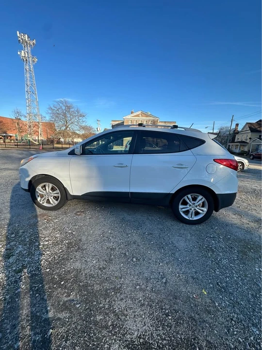 2013 Hyundai Tucson - Image 7 of 11