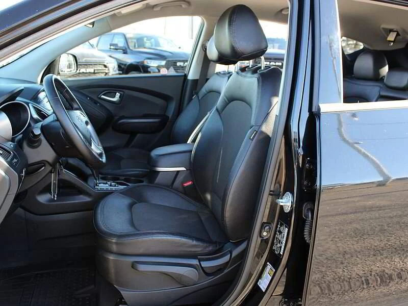 2013 Hyundai Tucson - Image 11 of 17