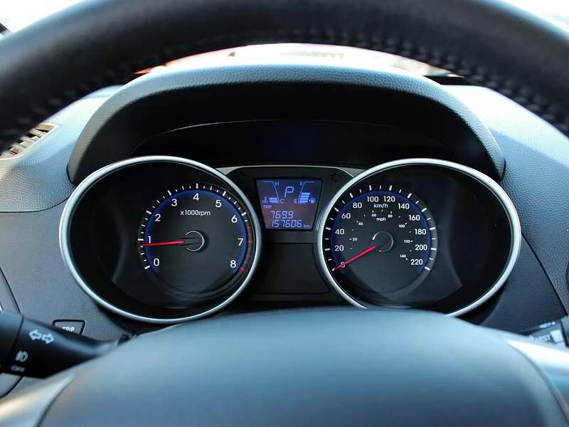 2013 Hyundai Tucson - Image 16 of 17