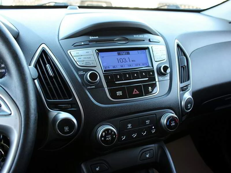 2013 Hyundai Tucson - Image 13 of 17