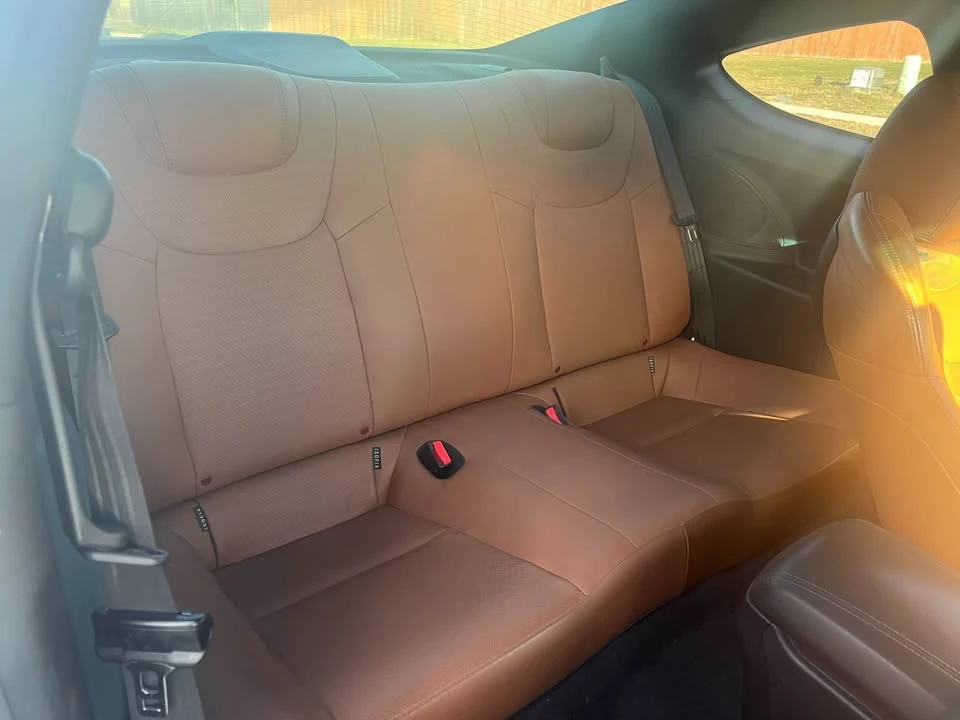 2013 Hyundai Genesis Coupe - Image 10 of 17