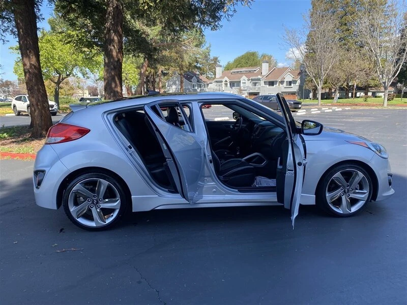 2013 Hyundai Veloster - Image 14 of 20