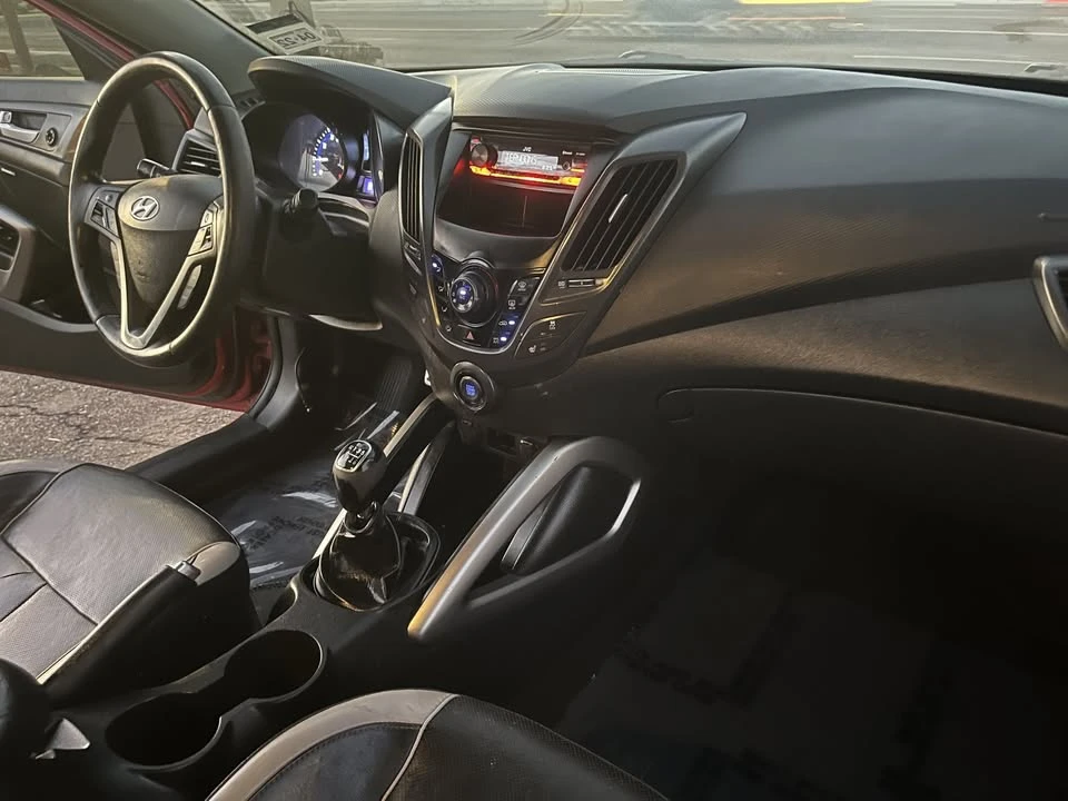 2013 Hyundai Veloster - Image 14 of 14