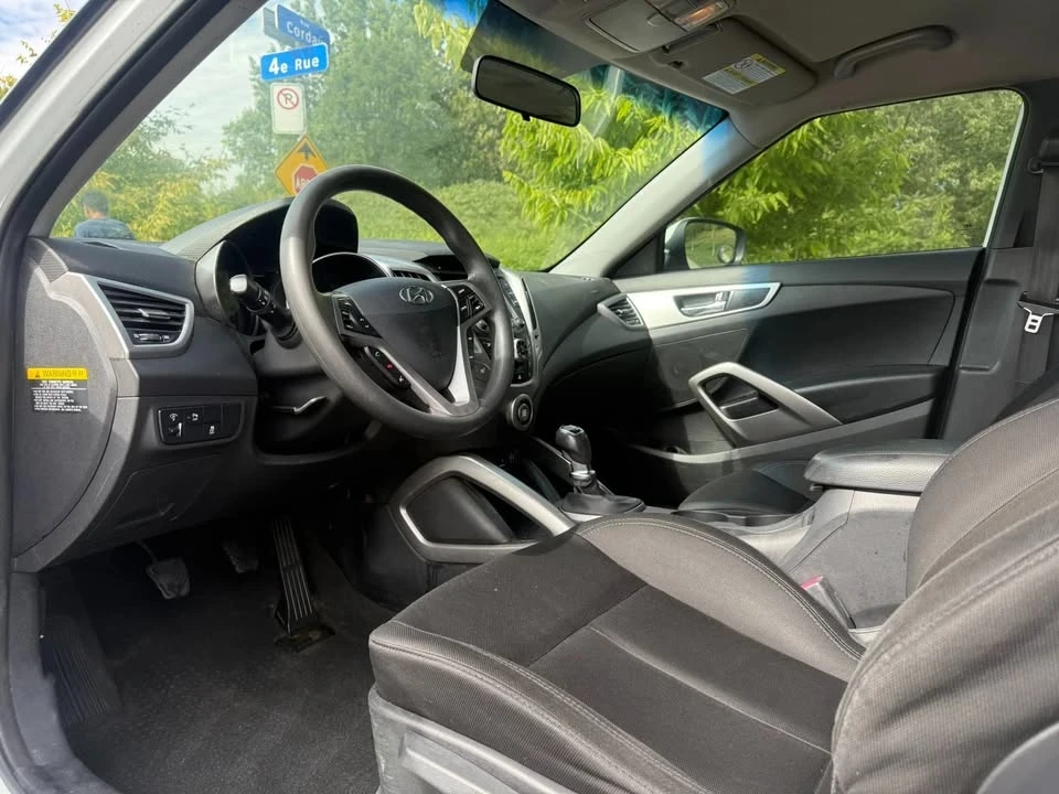 2013 Hyundai Veloster - Image 7 of 13