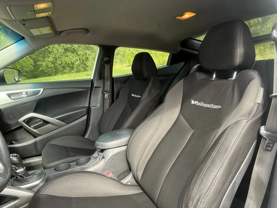 2013 Hyundai Veloster - Image 8 of 13
