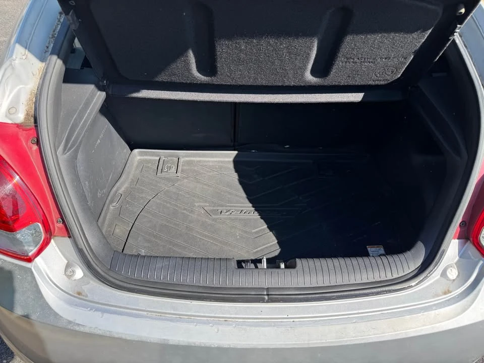 2013 Hyundai Veloster - Image 7 of 14