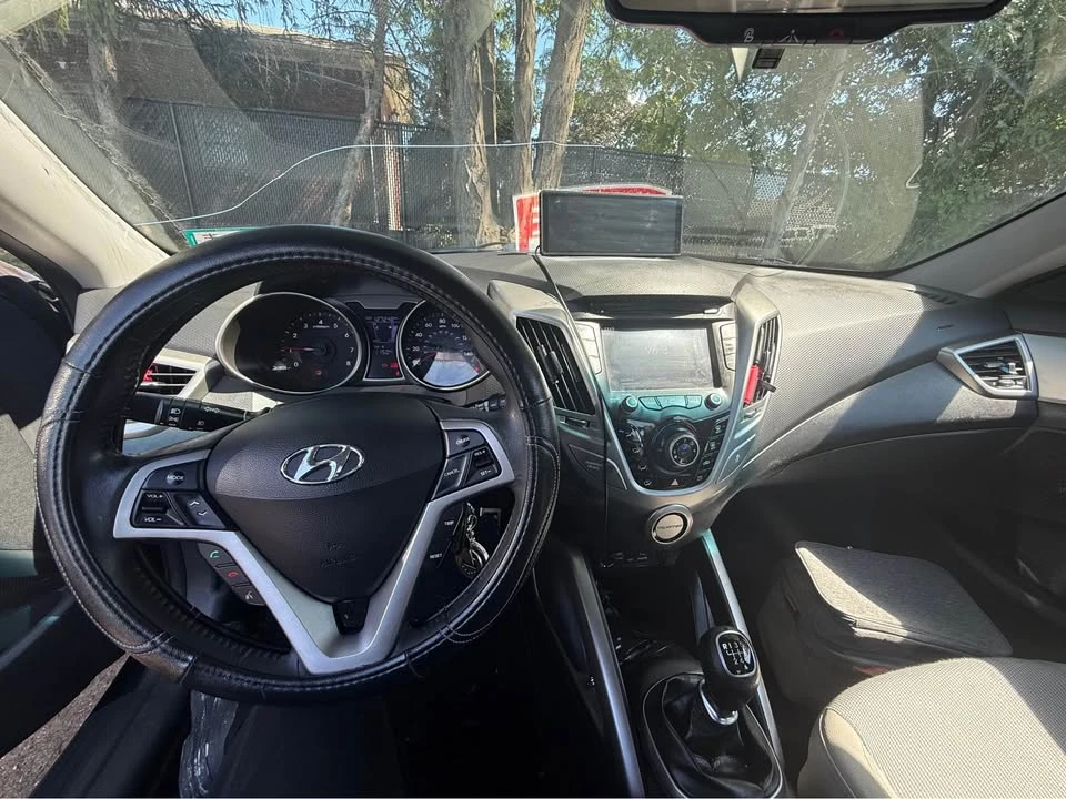 2013 Hyundai Veloster - Image 6 of 7