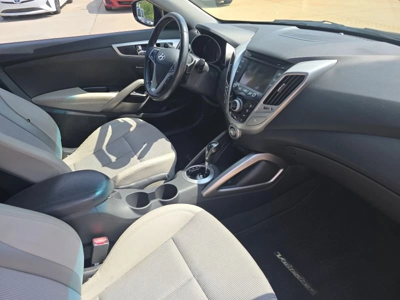 2013 Hyundai Veloster - Image 14 of 20