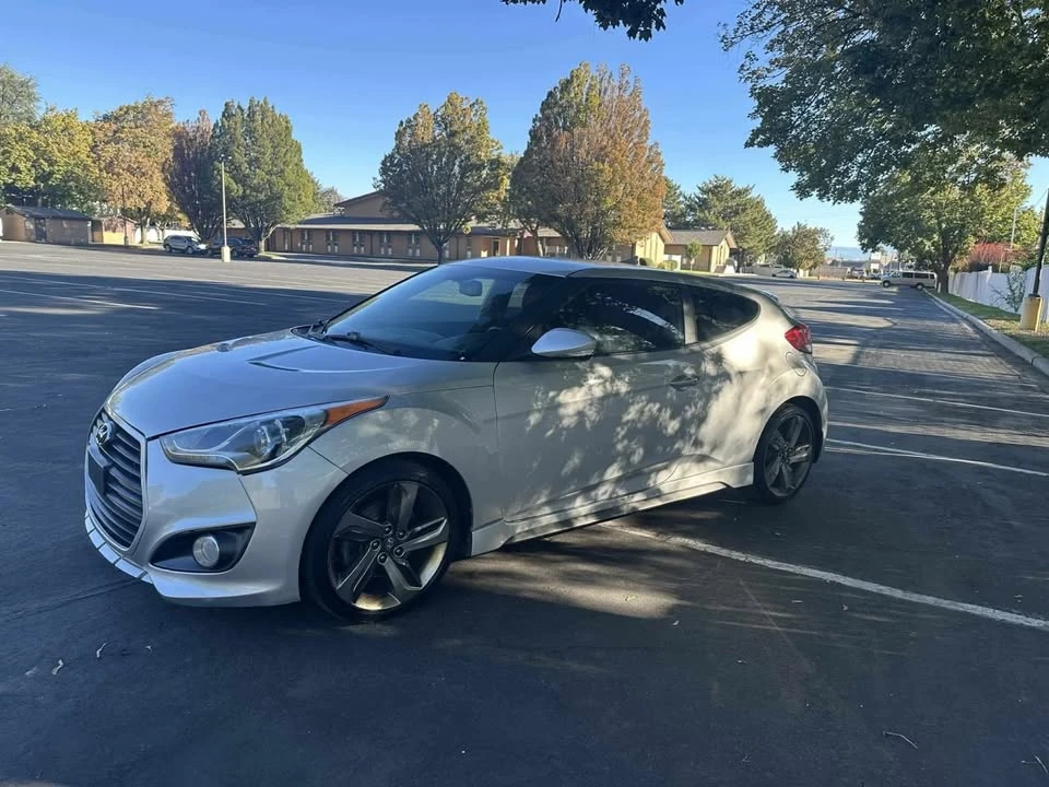 2013 Hyundai Veloster - Image 3 of 12
