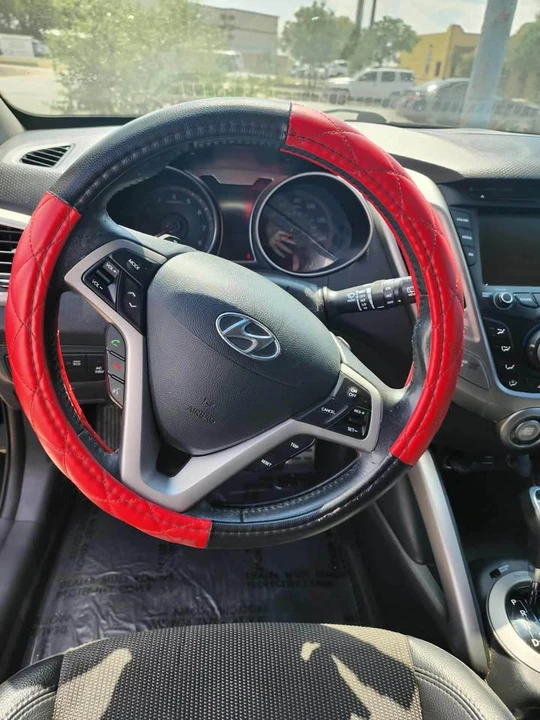 2013 Hyundai Veloster - Image 9 of 10