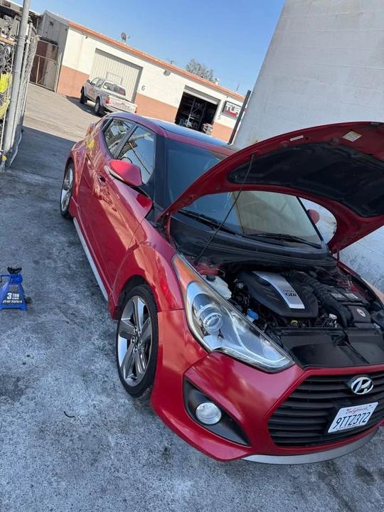 2013 Hyundai Veloster - Image 4 of 13
