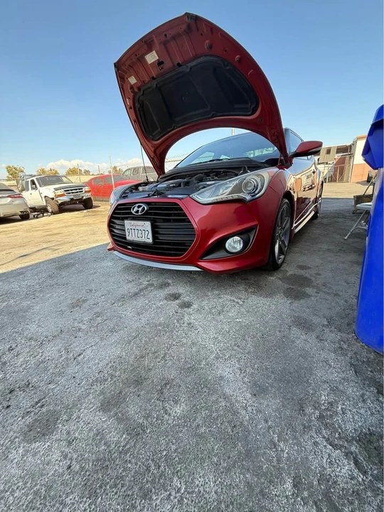 2013 Hyundai Veloster - Image 12 of 13