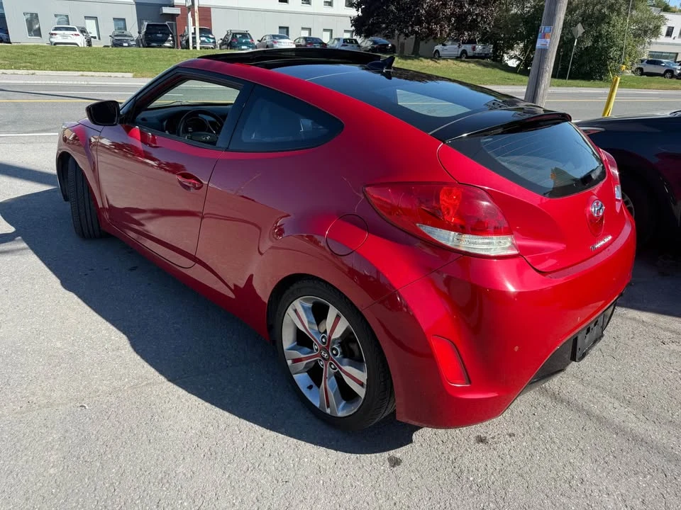2013 Hyundai Veloster - Image 6 of 19