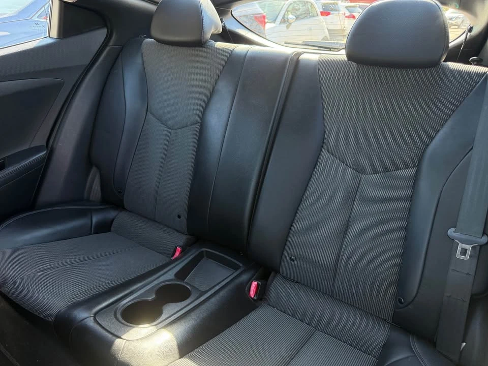 2013 Hyundai Veloster - Image 16 of 19