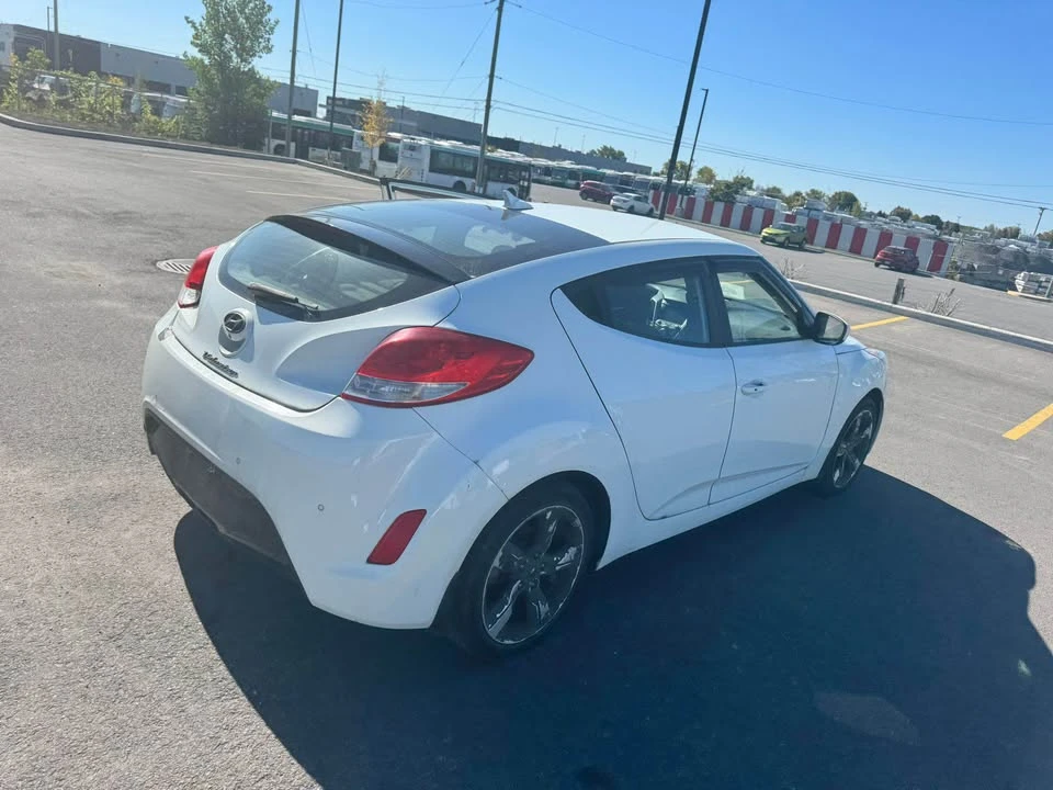 2013 Hyundai Veloster - Image 5 of 17