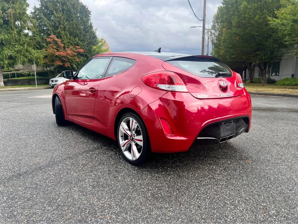 2013 Hyundai Veloster - Image 4 of 12