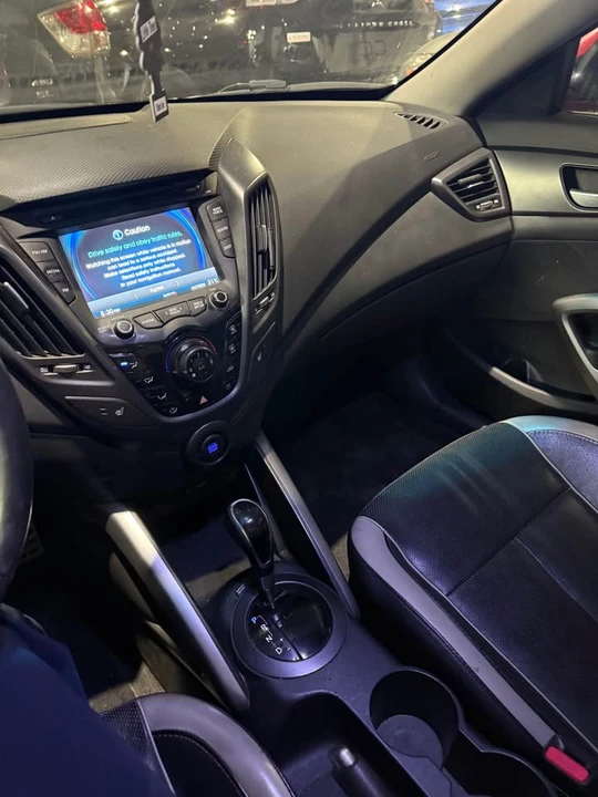 2013 Hyundai Veloster - Image 6 of 6