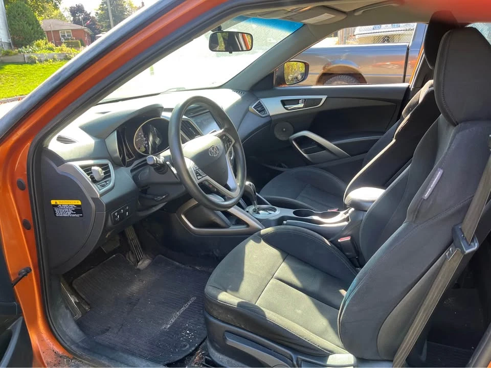 2013 Hyundai Veloster - Image 8 of 14