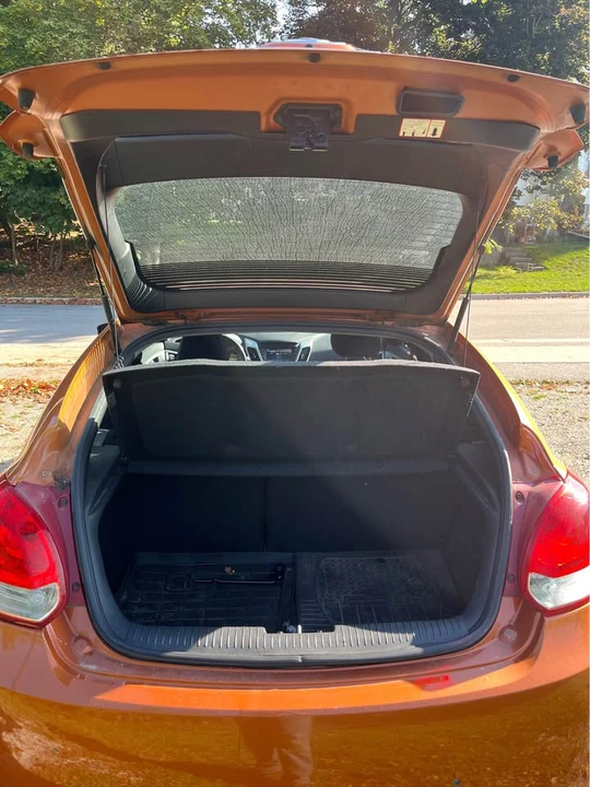 2013 Hyundai Veloster - Image 13 of 14