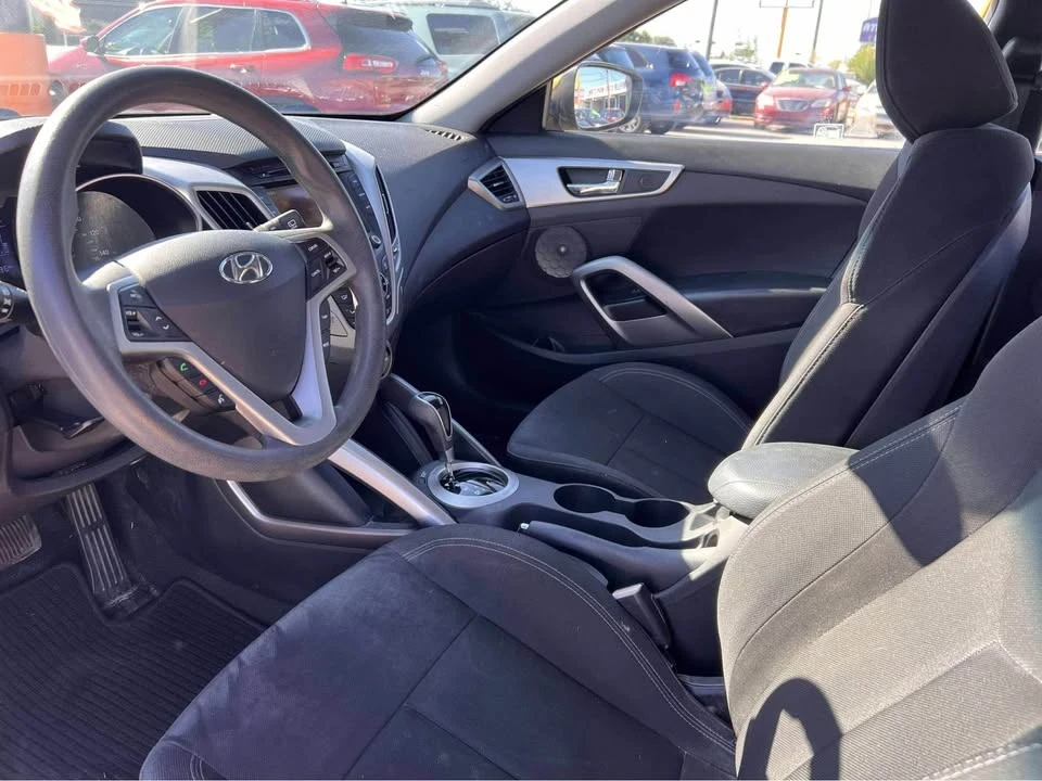 2013 Hyundai Veloster - Image 7 of 10