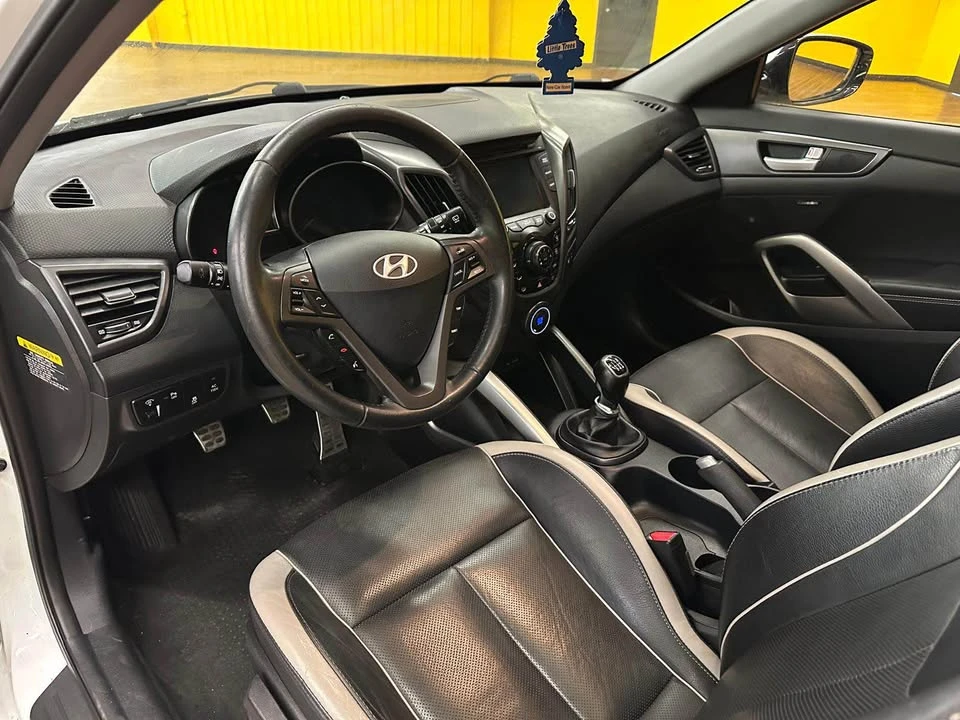 2013 Hyundai Veloster - Image 8 of 20