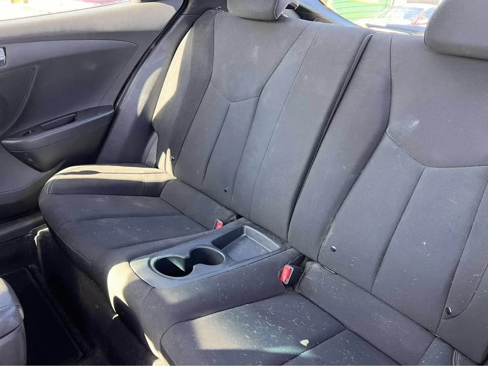 2013 Hyundai Veloster - Image 8 of 10